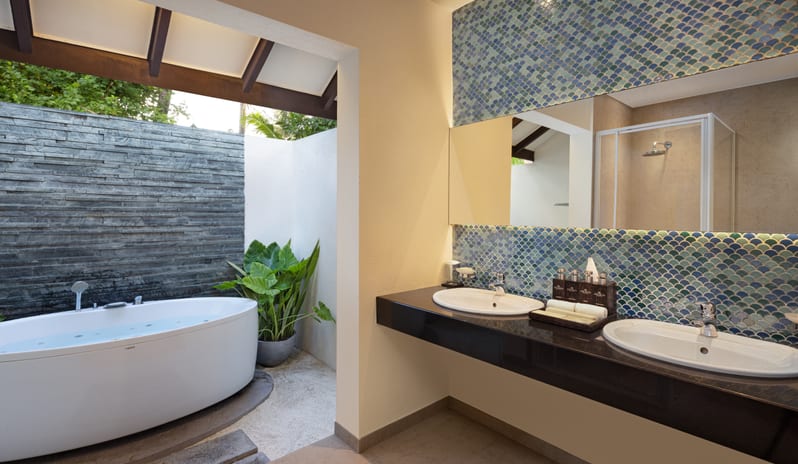 DELUXE FAMILY BEACH VILLA 118-119-3 222